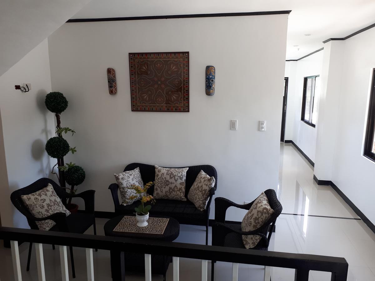 Kent Travellers' Inn Coron Buitenkant foto